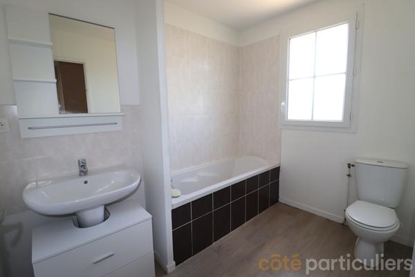 Vente
                Maison82 m² - 4 Pièces -
                    SAINT CYR EN VAL (45590)