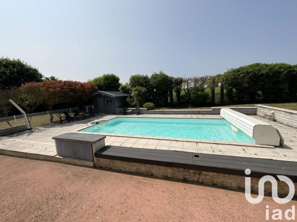 Maison 15 pièces de 345 m² à Sainte-Soulle (17220)