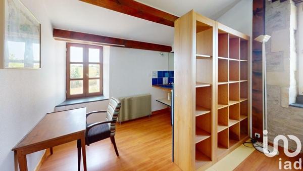 Maison 15 pièces de 345 m² à Sainte-Soulle (17220)