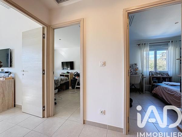 Maison à vendre 4 pièces 91 m² Saint-Cyr-sur-Mer