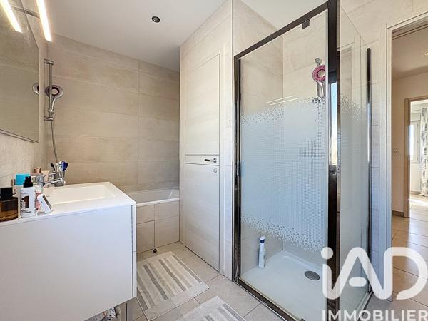 Maison à vendre 4 pièces 91 m² Saint-Cyr-sur-Mer