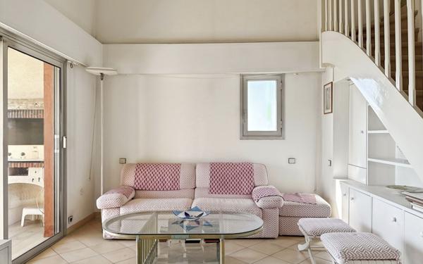 Appartement à vendre    3 pièces • 89,25 m2 Fréjus