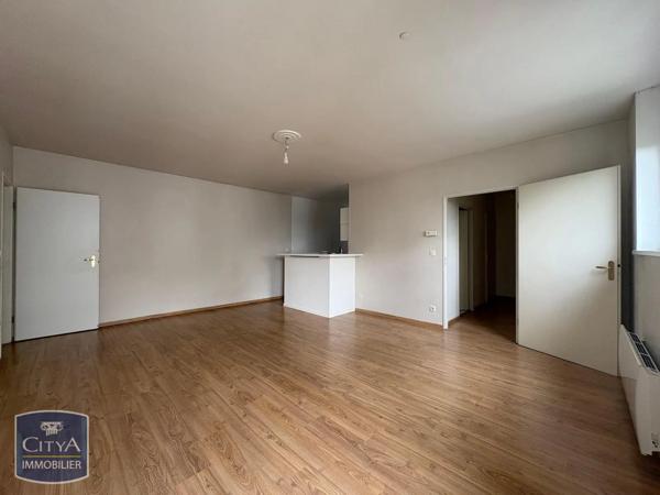 Appartement à louer 3 pièces 70.53m² Reims (51100)