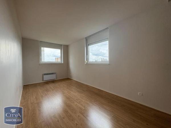 Appartement à louer 3 pièces 70.53m² Reims (51100)