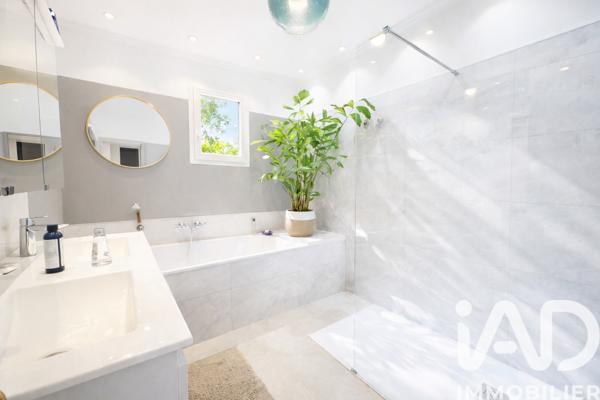 Maison à vendre 7 pièces 195 m² Châtenay-Malabry
