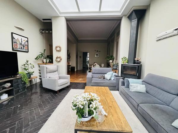 Armentières, Maison de ville 7 Chambres -  242 m² à vendre