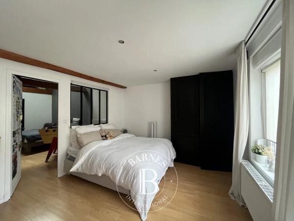 Armentières, Maison de ville 7 Chambres -  242 m² à vendre