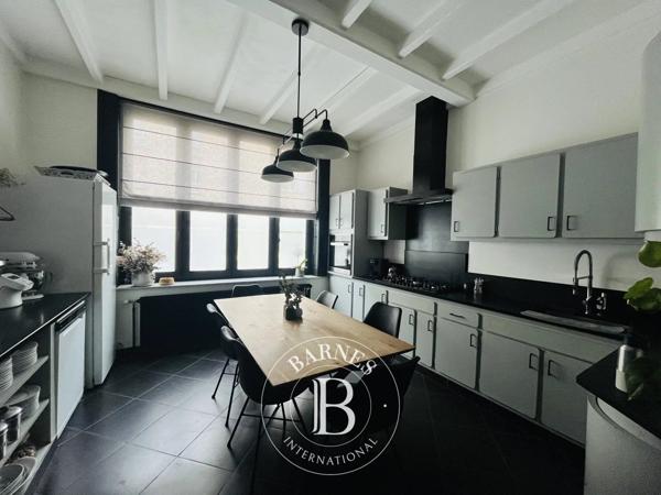 Armentières, Maison de ville 7 Chambres -  242 m² à vendre