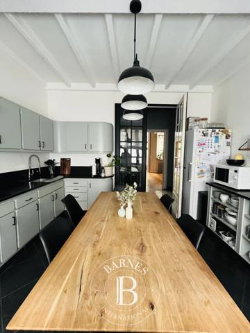 Armentières, Maison de ville 7 Chambres -  242 m² à vendre
