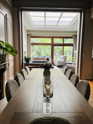 Armentières, Maison de ville 7 Chambres -  242 m² à vendre