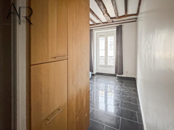 Studio Rénové - aperçu Sacré-Cœur