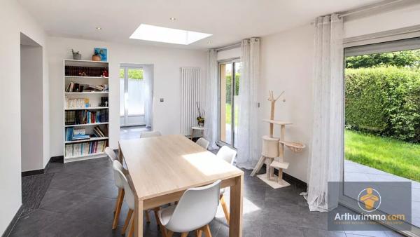 Vente                                                      Maison
                        
                     6 pièces                      135 m2                     à Thourotte