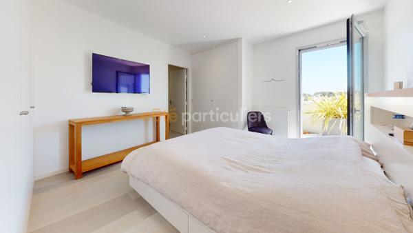 Vente
                Appartement136,92 m² - 4 Pièces -
                    Granville (50400)