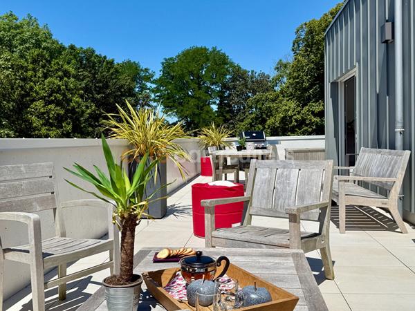 Vente
                Appartement136,92 m² - 4 Pièces -
                    Granville (50400)