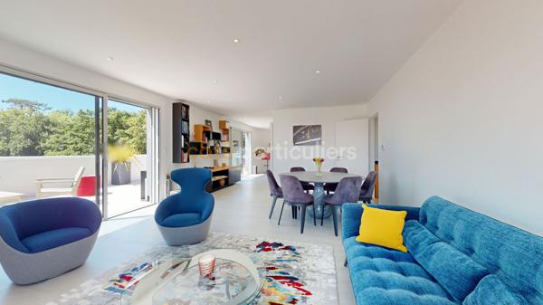 Vente
                Appartement136,92 m² - 4 Pièces -
                    Granville (50400)