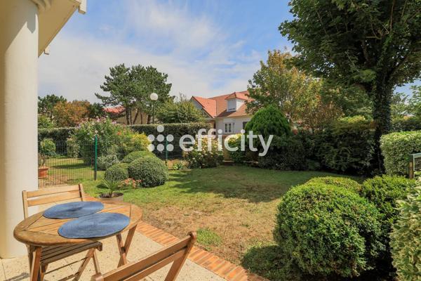 Appartement
         2 pièces
        - 49 m² Bien prestige 425 000 € *