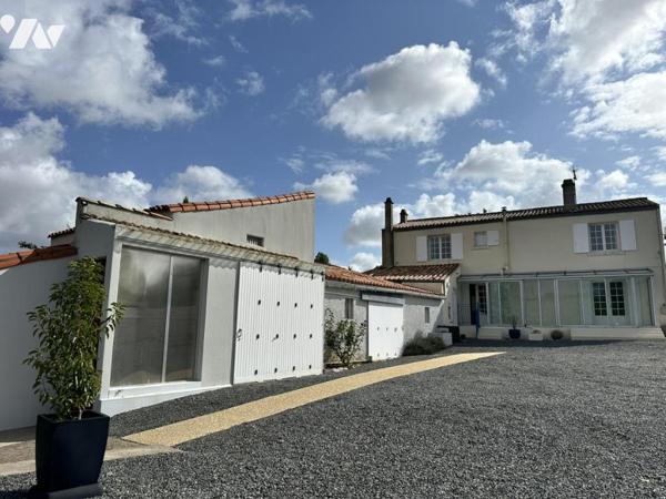 MAILLEZAIS, maison ancienne de 130 m² 