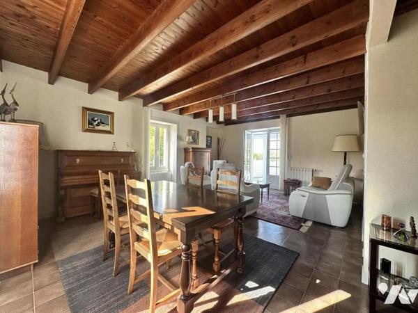 MAILLEZAIS, maison ancienne de 130 m² 