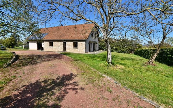 Maison à vendre    5 pièces • 144,60 m2 Commelle-Vernay