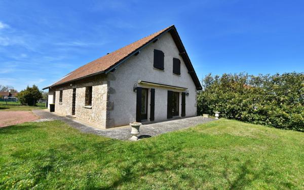 Maison à vendre    5 pièces • 144,60 m2 Commelle-Vernay