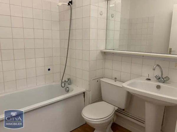 Appartement à louer 2 pièces 48.52m² Mérignac (33700)