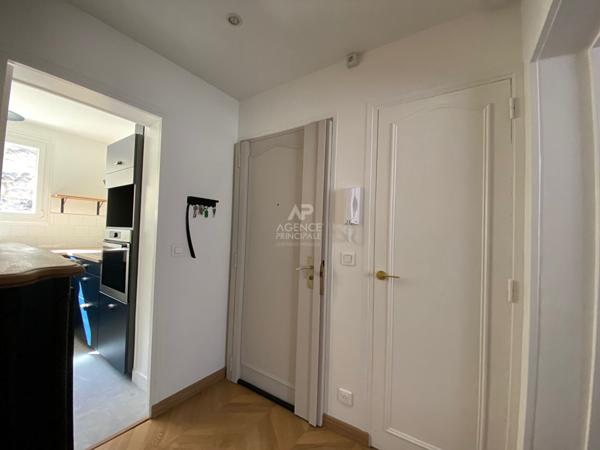 Appartement Pontoise 3 pièce(s) 57,25 m2 Loyer 1 200 €/mois charges comprises **  - Référence  MG11288