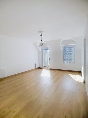 Appartement Morigny Champigny 3 pièce(s) 58.11 m2 avec garage !