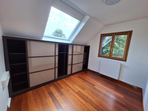 Dpt Yvelines (78), à vendre LA CELLE SAINT CLOUD maison P5