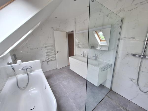 Dpt Yvelines (78), à vendre LA CELLE SAINT CLOUD maison P5