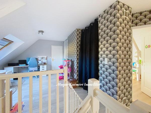 Bédée (35137) Jolie maison familiale 5 pièces + mezzanine avec piscine !