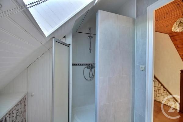 Maison à vendre  5 pièces - 115 m 2   SEZANNE  - 51