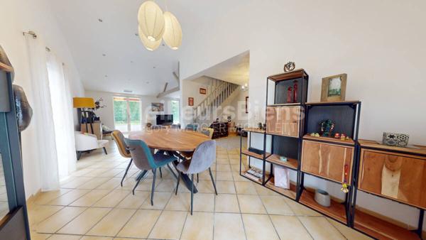 Maison 110 m2 avec piscine