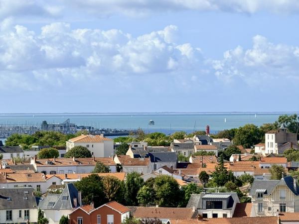 DERNIER ETAGE – LA GENETTE EN BORDUE DES PARCS