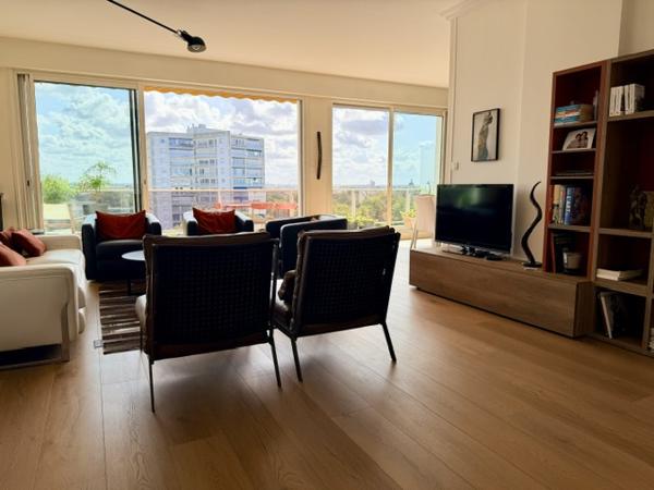 DERNIER ETAGE – LA GENETTE EN BORDUE DES PARCS