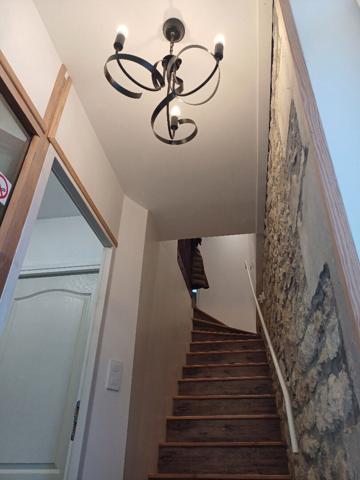 A vendre maison de 58 m², à Saujon, port du Riberou composée de 2 studios à l'étage, d'une buanderieet d'une pièce à rénover ainsi que d'un garage..,