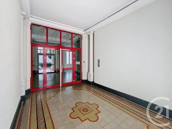 Appartement F2 à vendre  2 pièces - 48 m 2   VITTEL  - 88