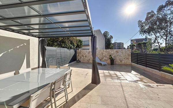 Maison à vendre    4 pièces •  Saint-Raphaël