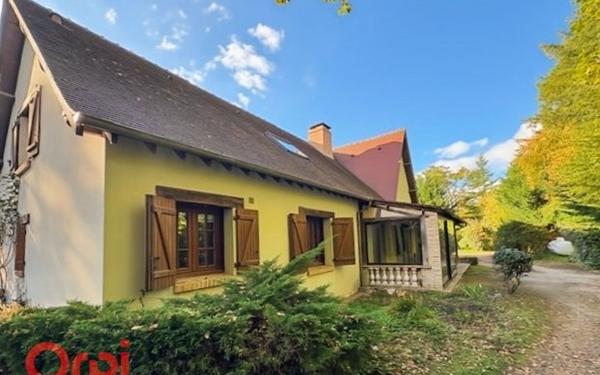 Maison à vendre    5 pièces •  Salbris