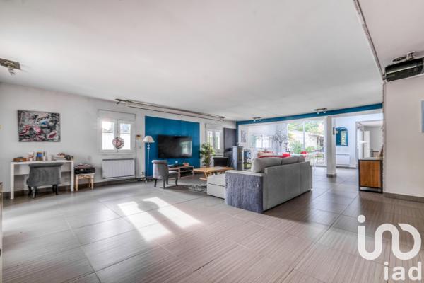 Maison à vendre 9 pièces 304 m² La Queue-en-Brie