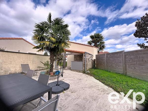 Maison d'env. 200 m2 -6 ch et un T2 indépendante