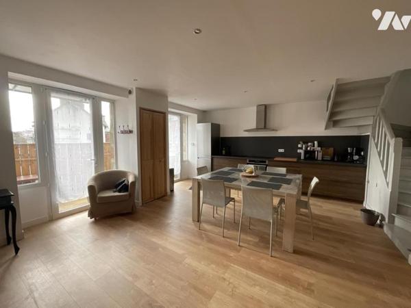 TRIGAVOU - Local commercial + Maison