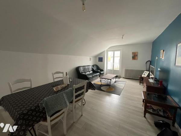 TRIGAVOU - Local commercial + Maison