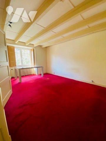 A Vendre à Perros-Guirec (22700) en Côtes-d'Armor (22), maison ancienne de caractère, d'une sur...