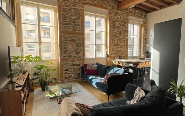 Appartement à vendre    3 pièces • 69 m2 Lyon 3