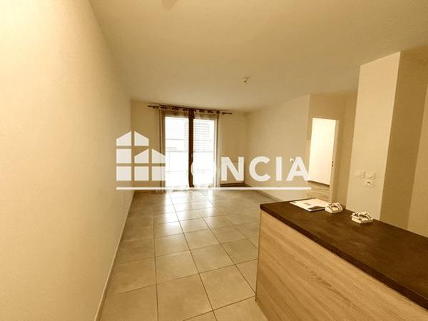 Location Appartement 2 pièces 39.76 m² - 1 RUE DU DOCTEUR PIERRE BAZIN Voiron 38500