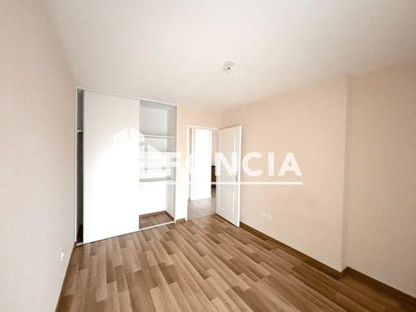 Location Appartement 2 pièces 39.76 m² - 1 RUE DU DOCTEUR PIERRE BAZIN Voiron 38500