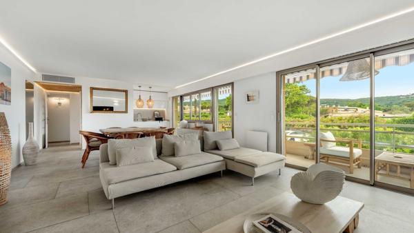 Vente Appartement de luxe Saint-Tropez 4 Pièces 124 m²