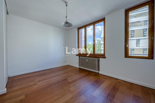 T5 traversant de 140 m²