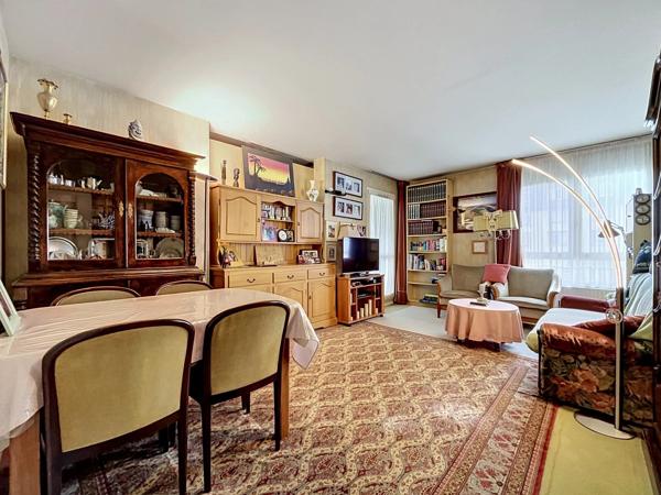 Vente                                                      Appartement
                        
                     4 pièces                      77 m2                     à Boissy-Saint-Léger