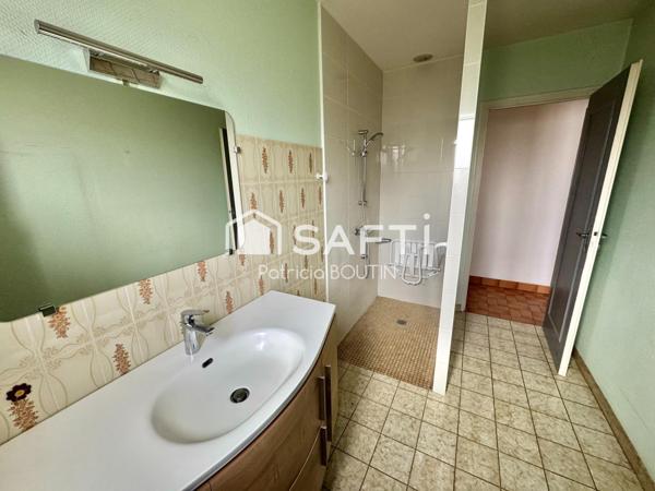 PAVILLON PLAIN PIED 3 CHAMBRES ET GARAGE A NIORT !